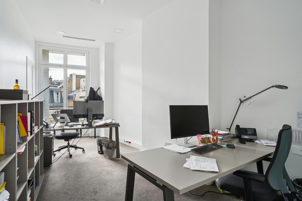 Bureau Paris 530m² Location bureau Paris OLBUR2207145 11